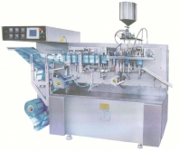OCL-180水平式製袋（自（zì）立袋）全自動包裝機 Horizontal bag making (stand-up pouch) automatic packaging machine